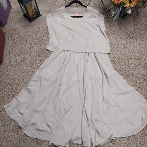 3683 Size Medium Zenana Full lined Skirt and Crop Top in Kakki.. NWT